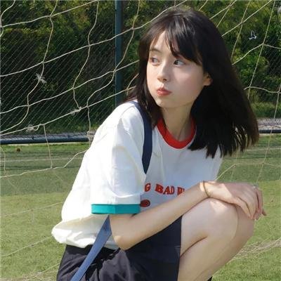 跳舞的红色公交